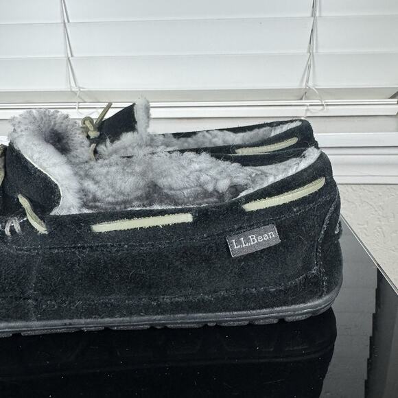 L.L. Bean Wicked Good Slippers Men’s 12 Black Suede Fur Lined Moccasin Slippers
